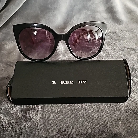 Burberry | Accessories | Burberry Buckle Sunglasses | Poshmark display picture 2